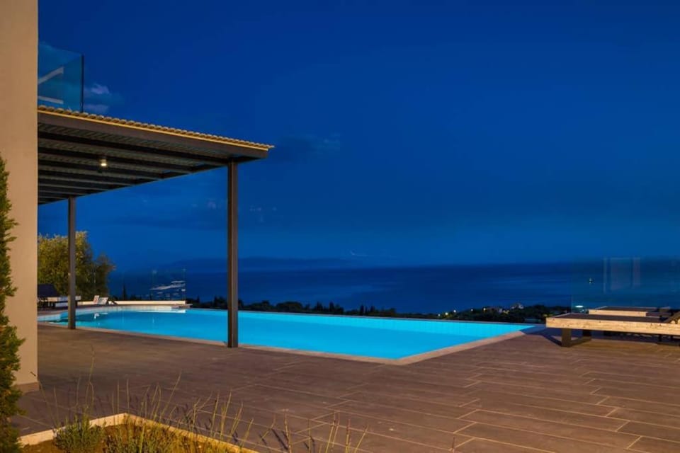 New Villa Blue with private pool at Trapezaki Villa in Cephalonia