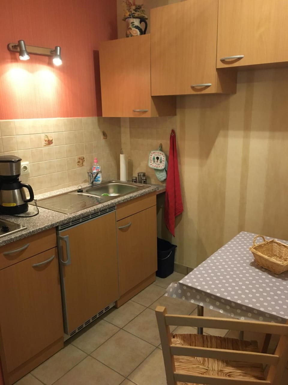 Kitchen or kitchenette