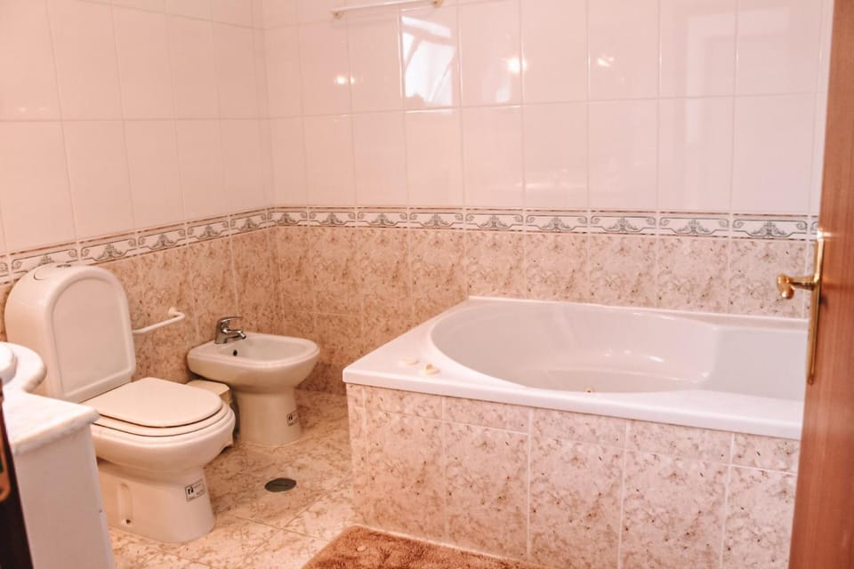 Spacious holiday house at Nazaré House in Nazaré