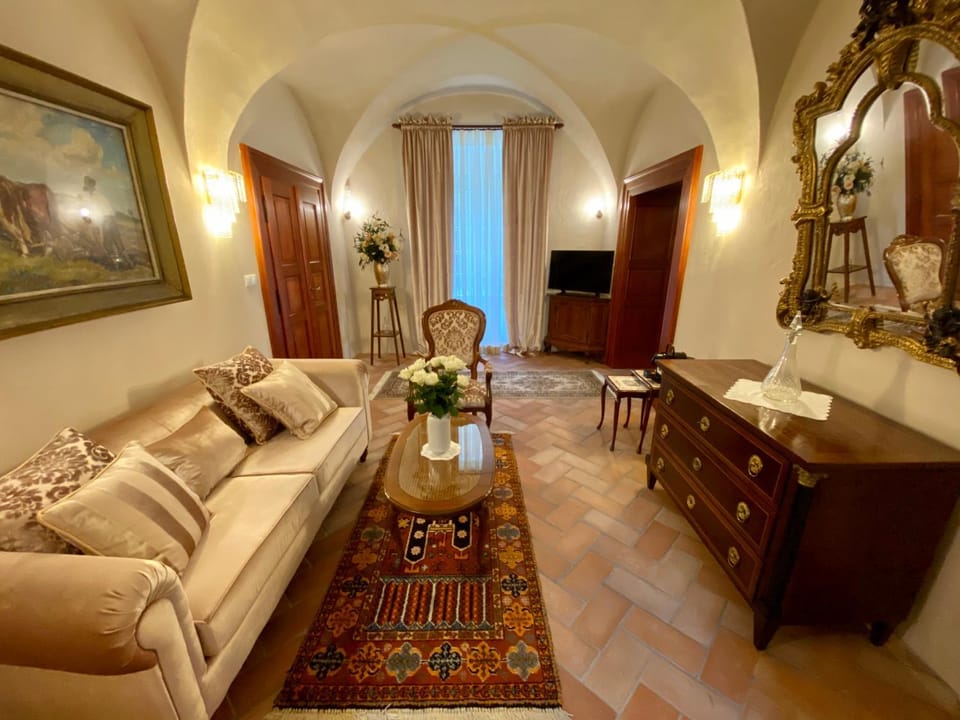Lovecký zámek Karlštejn Apartment in Czechia