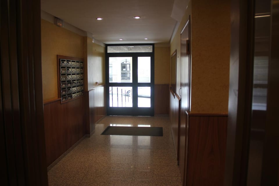 Piso céntrico en Miño. Apartment in O Eume