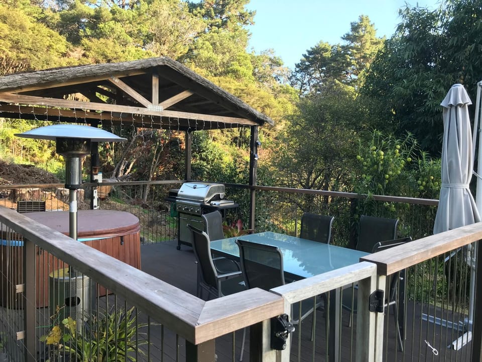 BBQ facilities, Hot Tub, Spa and wellness centre/facilities