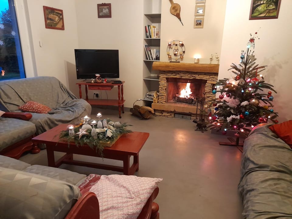 Winter, Lounge or bar, Internal: Not applicable to any particular room