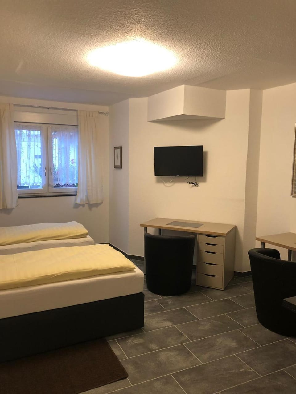 TV and multimedia, Photo of the whole room
