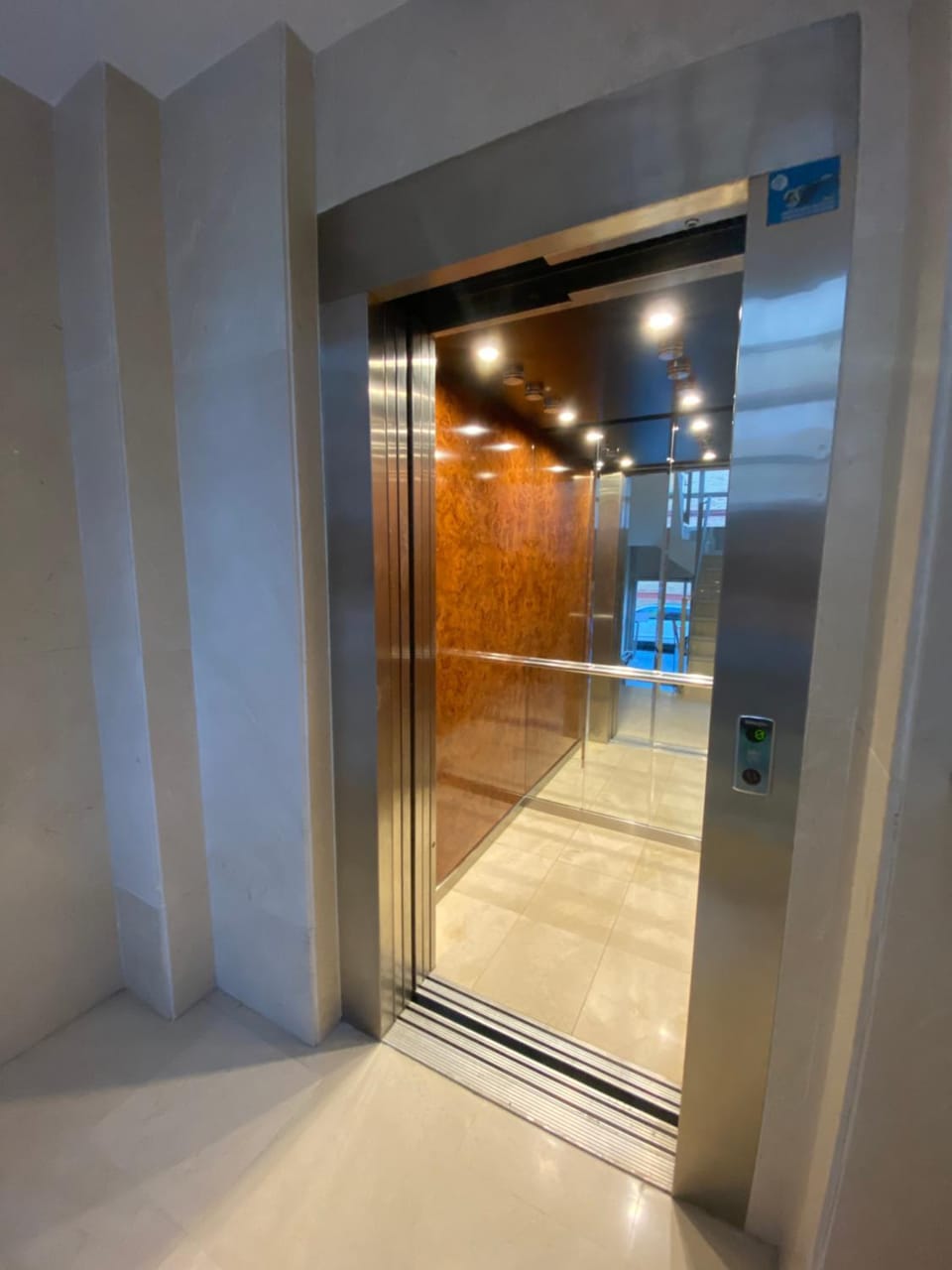 elevator