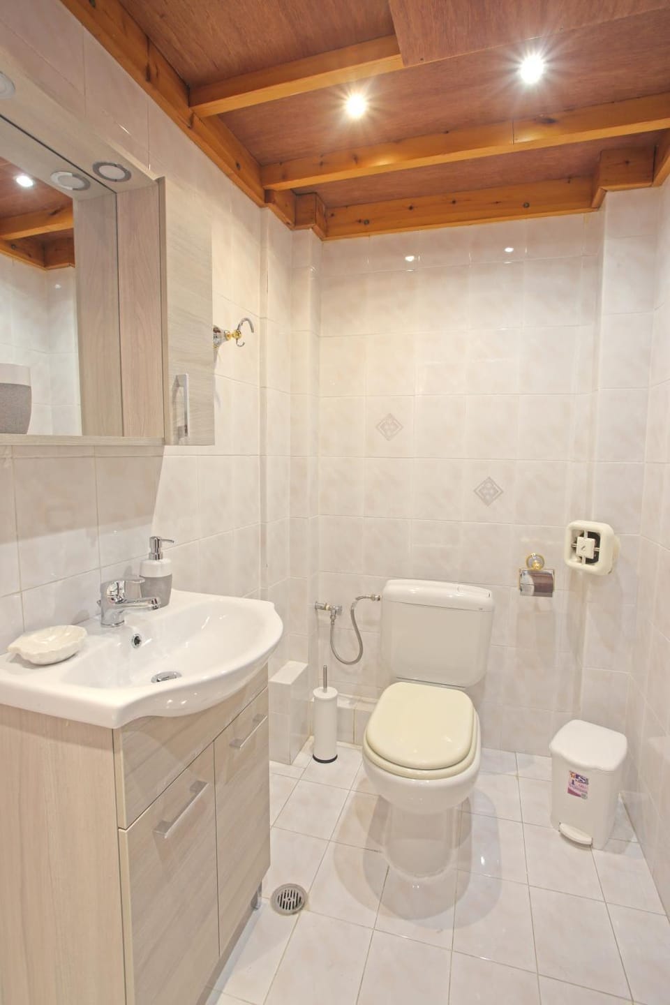 Toilet, Bathroom