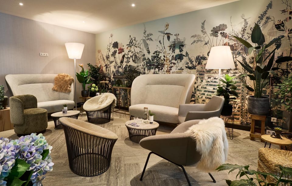 Lobby or reception, Seating area