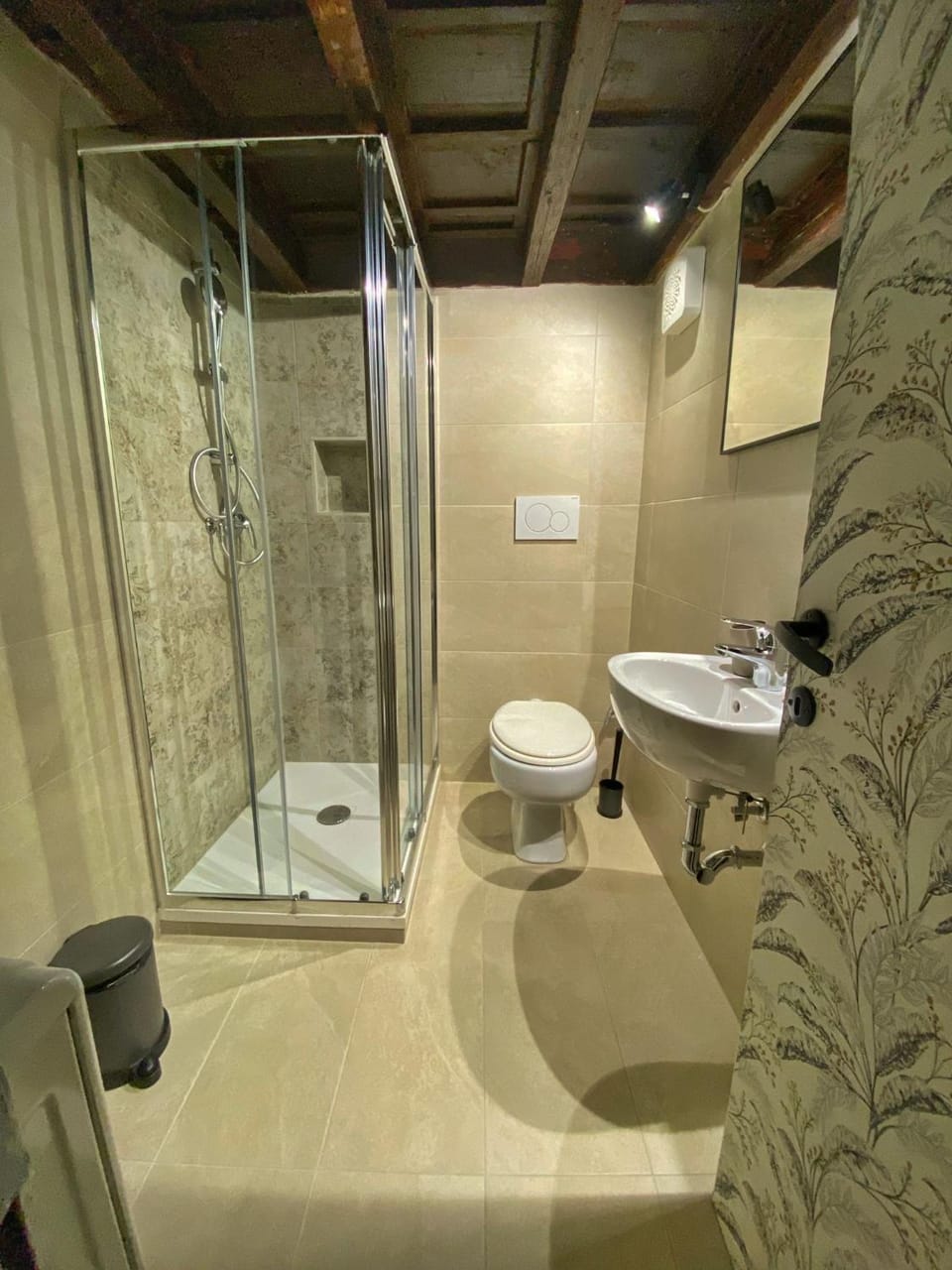 Rione VI Loft Apartment in Rome