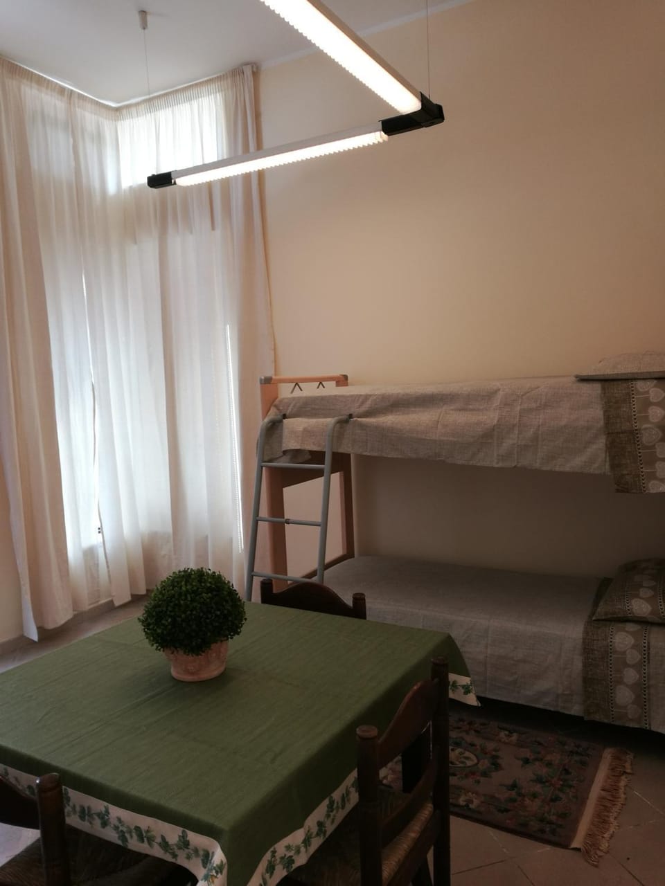 bunk bed
