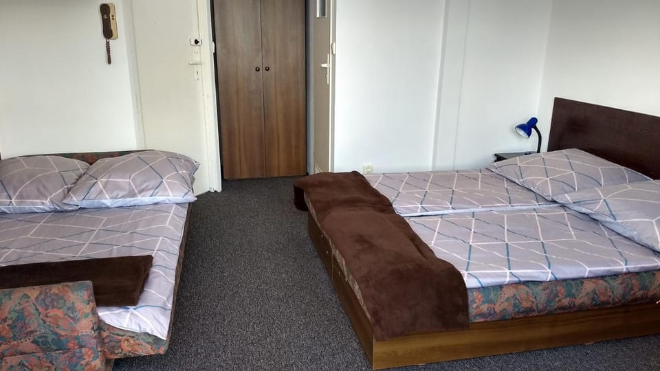 Bed, Photo of the whole room