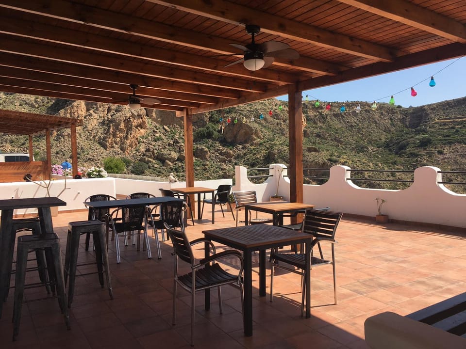 Property building, Patio, Restaurant/places to eat, Breakfast