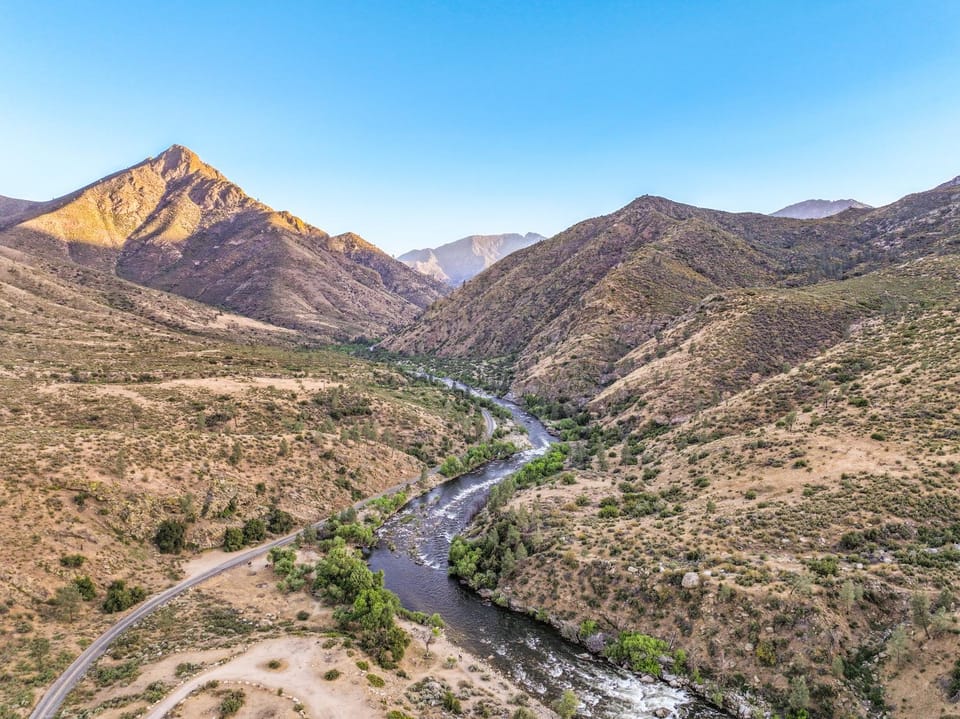 SoCal Camping Nature lodge in Sierra Nevada