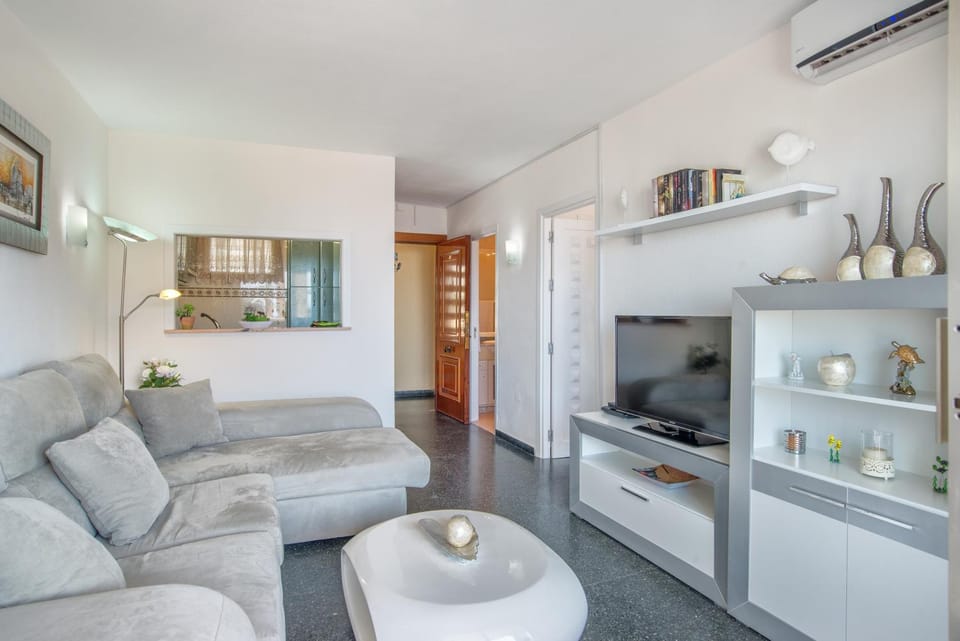 Sweet Holiday Place - Benalmadena Costa Apartment in Torremolinos