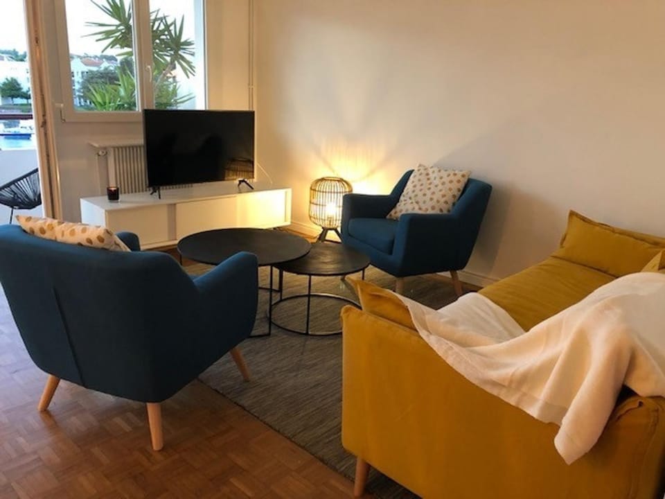 Ciboure : T4 spacieux avec balcon et véranda, proche golf - FR-1-239-554 Apartment in Ciboure