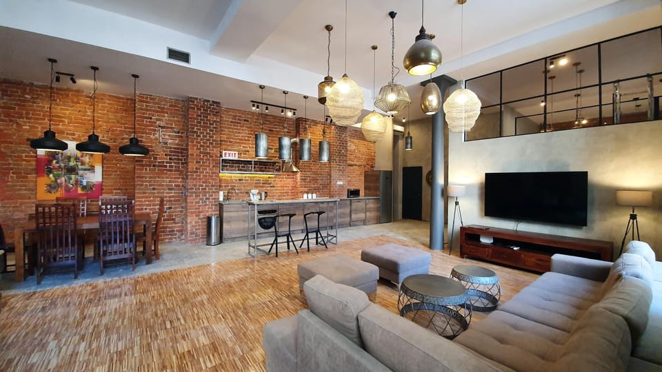 Living room, Seating area, Dining area