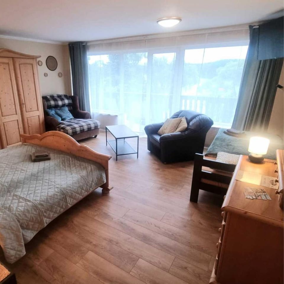 Gościniec Skolimówka Restauracja i pokoje ze śniadaniem na Kaszubach Hostel in Pomeranian Voivodeship