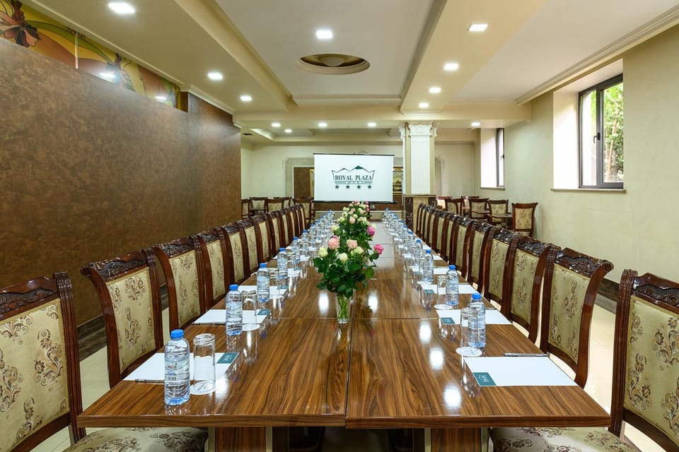 Meeting/conference room