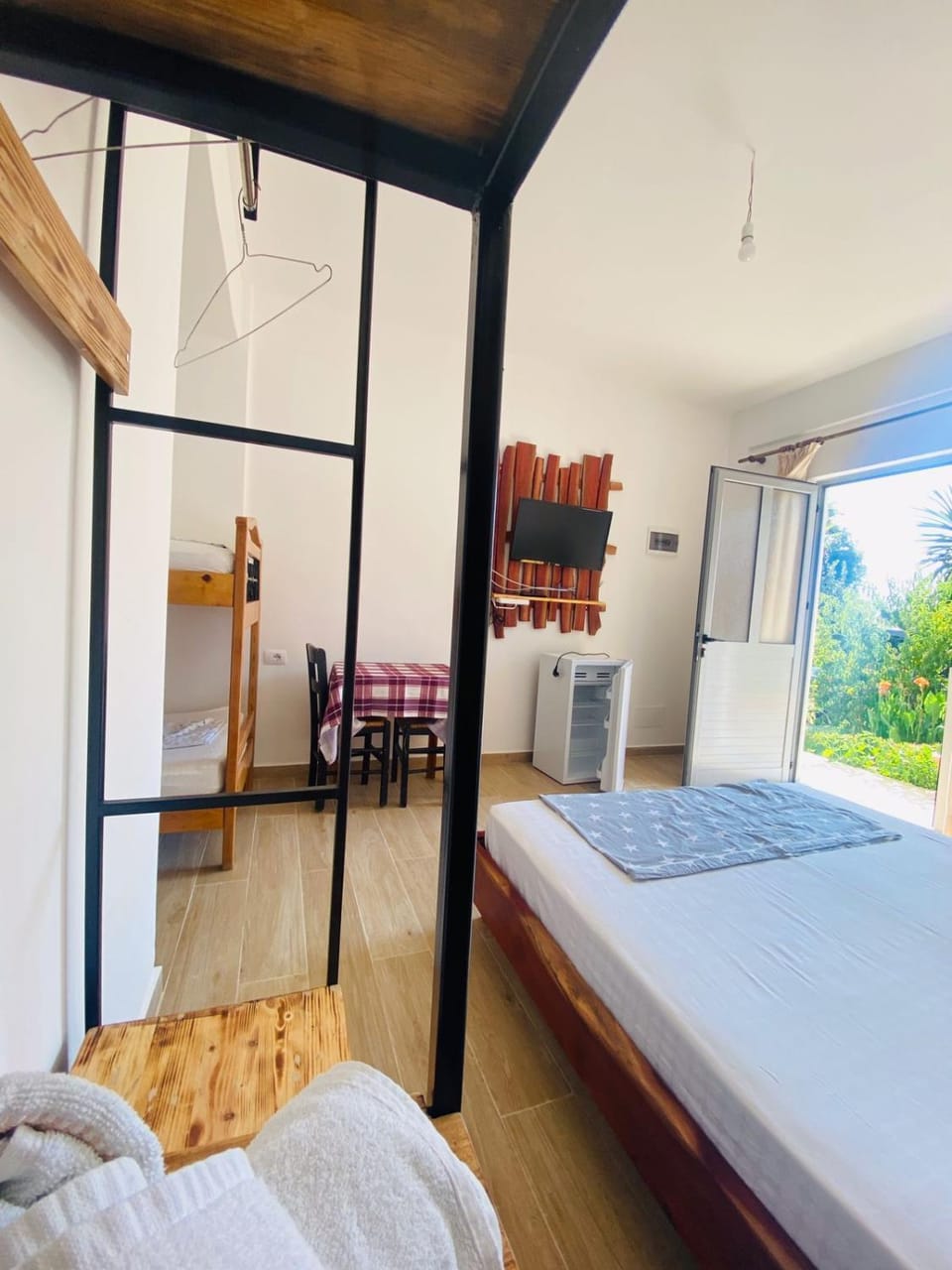 Photo of the whole room, Bedroom, bunk bed