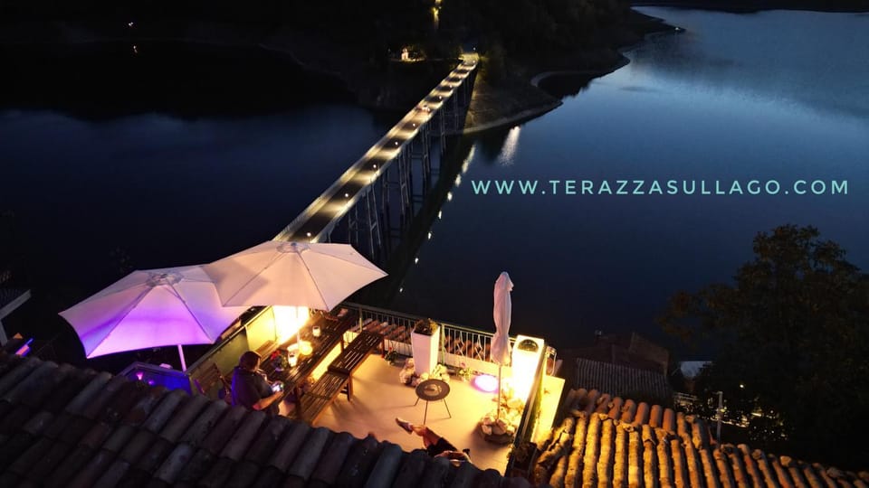 La terrazza sul lago Turano House in Lazio