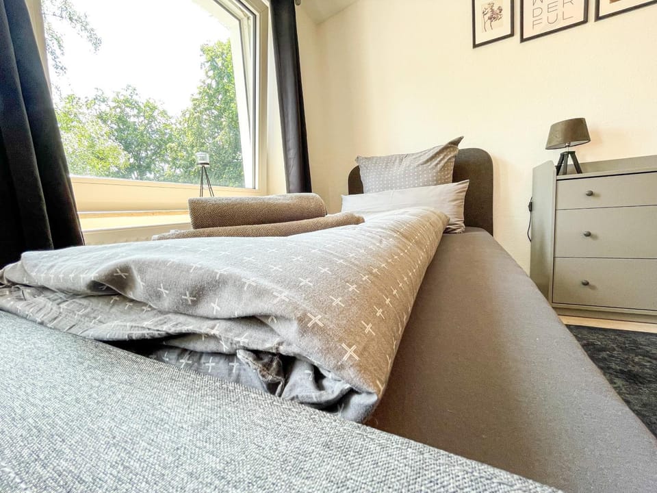 Bed, Bedroom