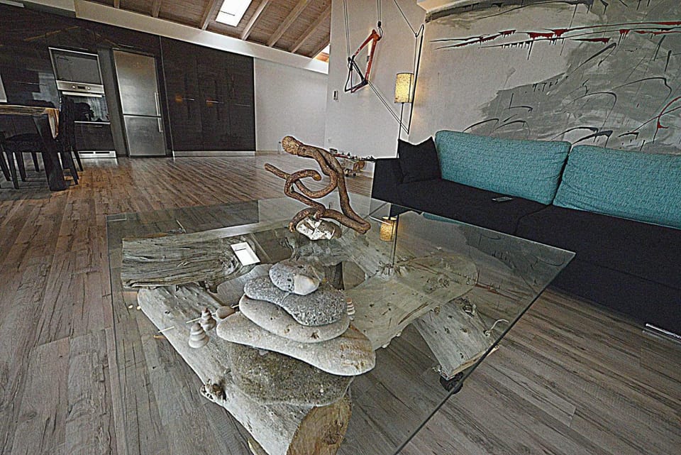 Wood metal glass Apartment in Corfu, Greece