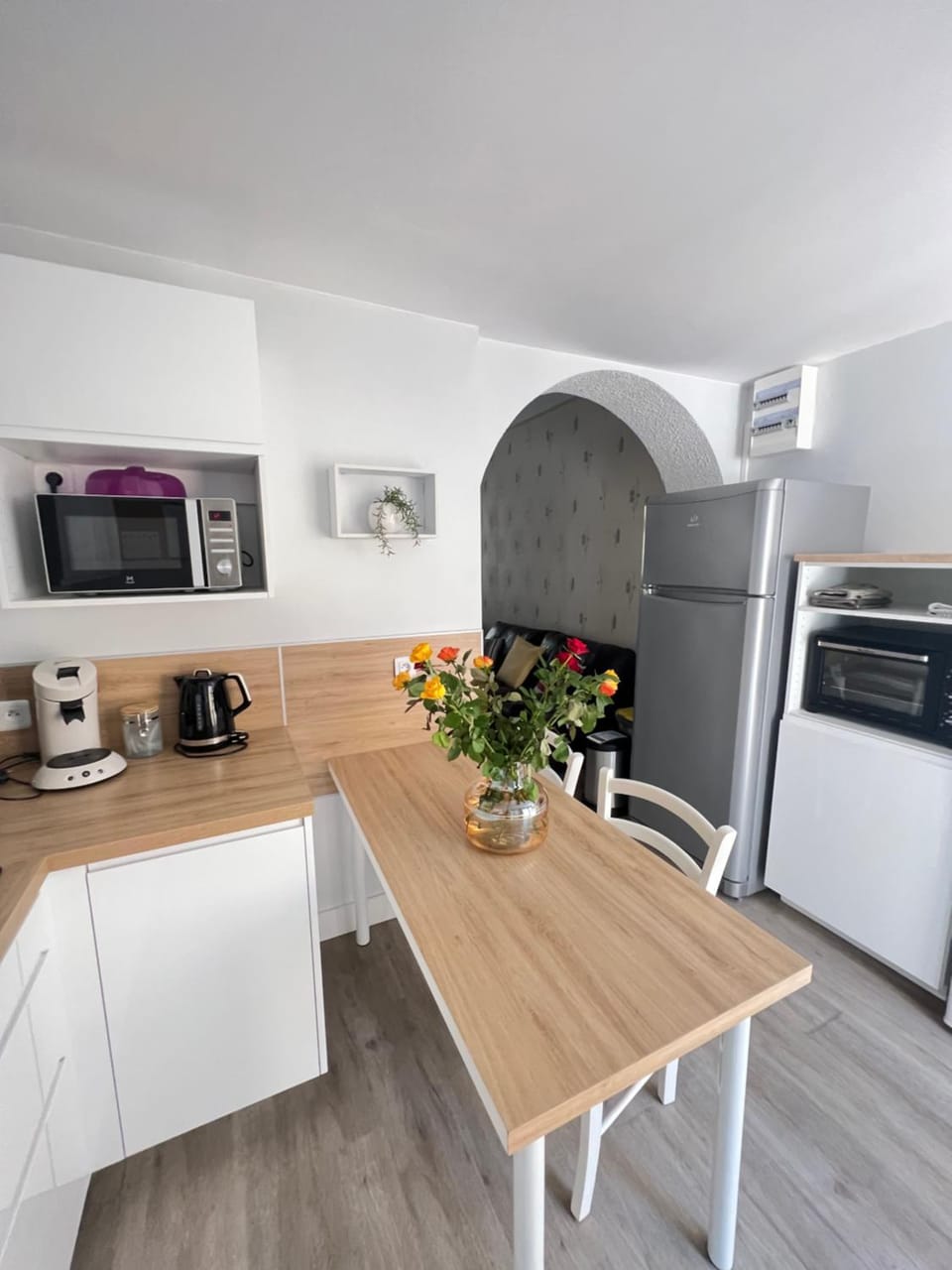 Coffee/tea facilities, Kitchen or kitchenette, Dining area, minibar, pet friendly, stove, toaster