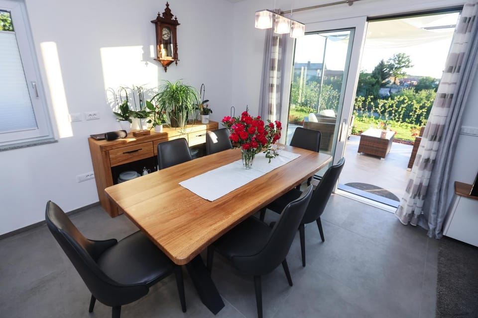 Dining area, Facility for disabled guests