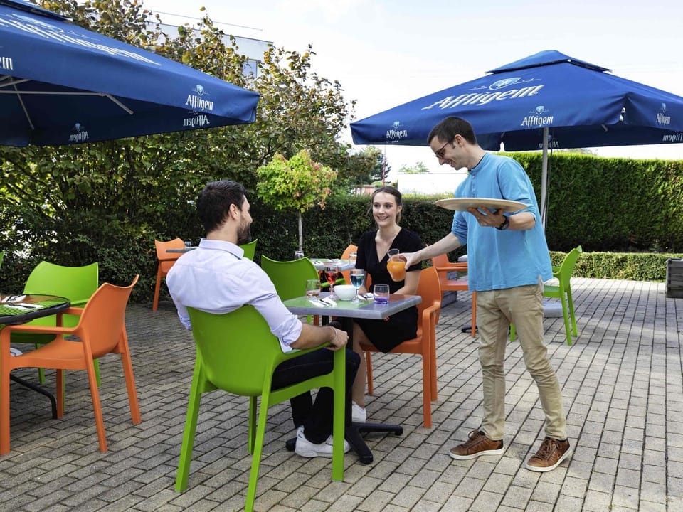 Lounge or bar