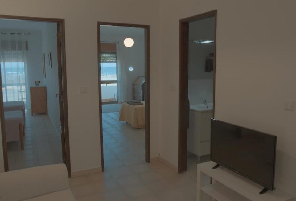 Flat Ocean View T2 Apartment in Monte Gordo