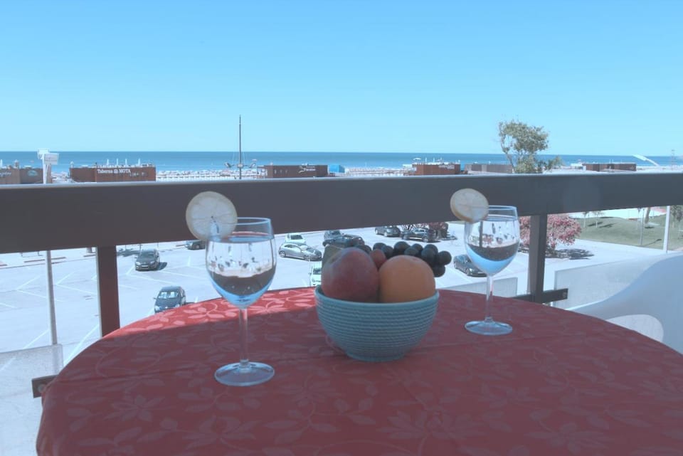Natural landscape, Balcony/Terrace, Sea view