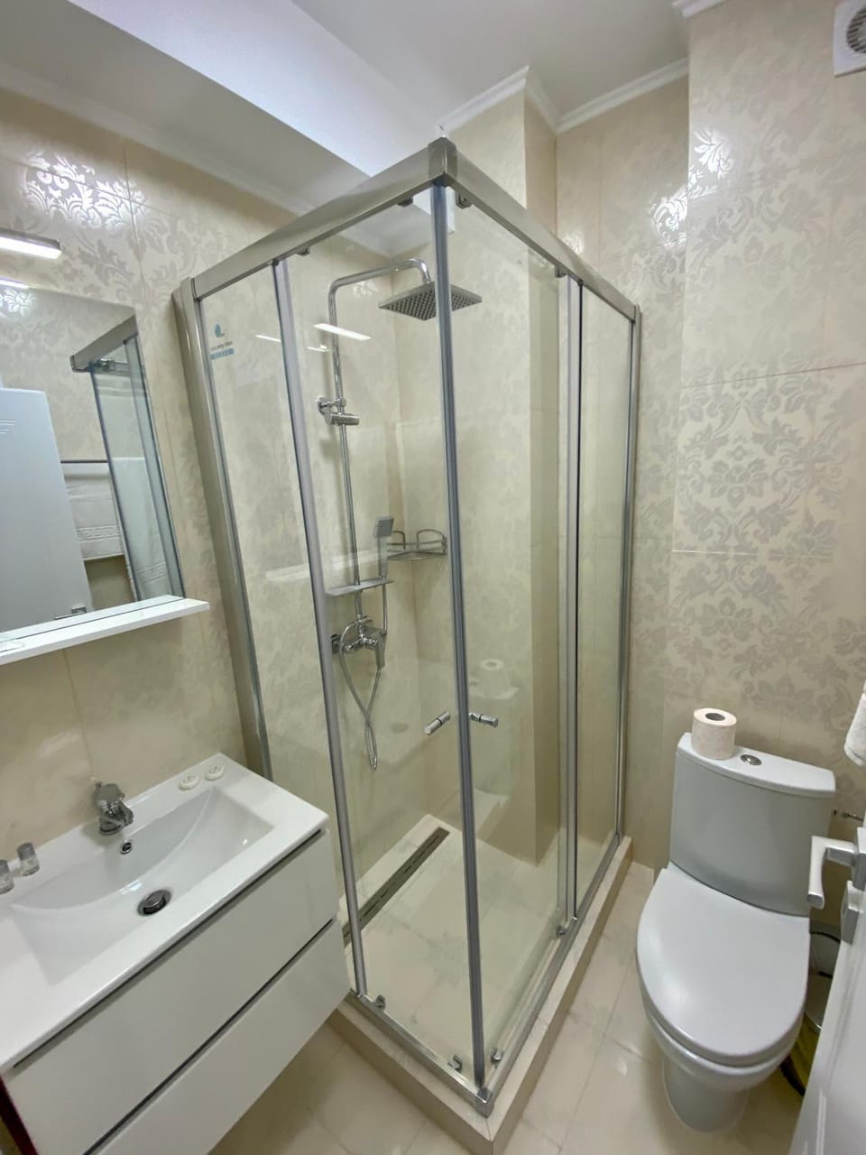 Shower, Bathroom