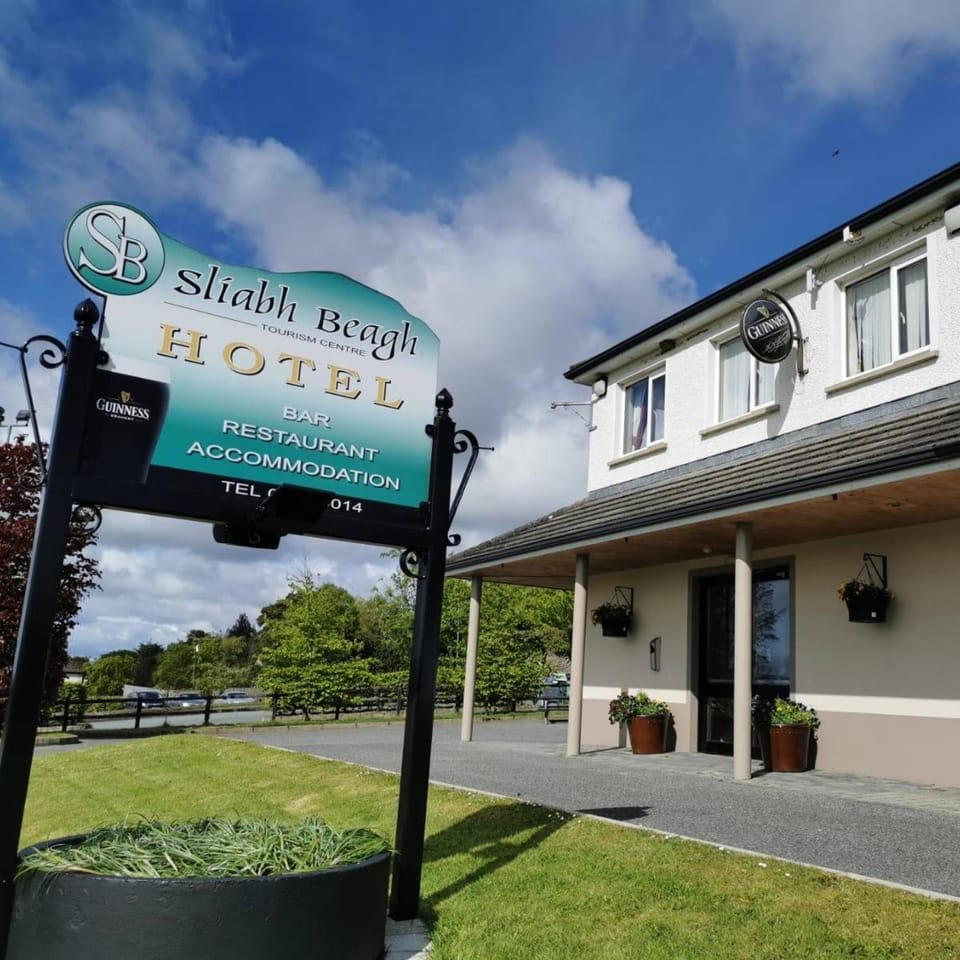 Property building, Logo/Certificate/Sign