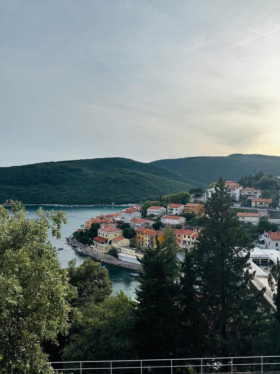 City view, Sea view