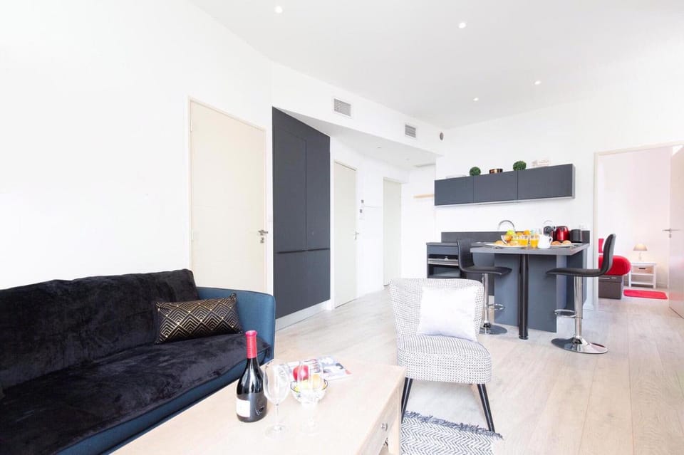 Astoux YourHostHelper Apartment in Cannes