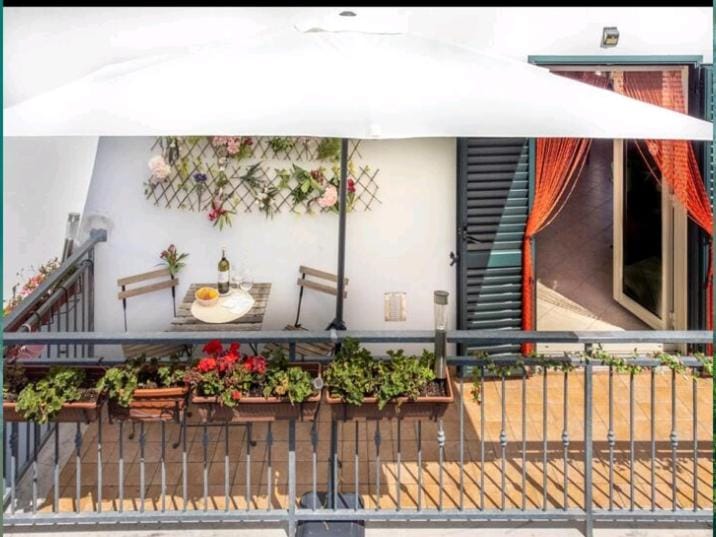 Balcony/Terrace, Balcony/Terrace