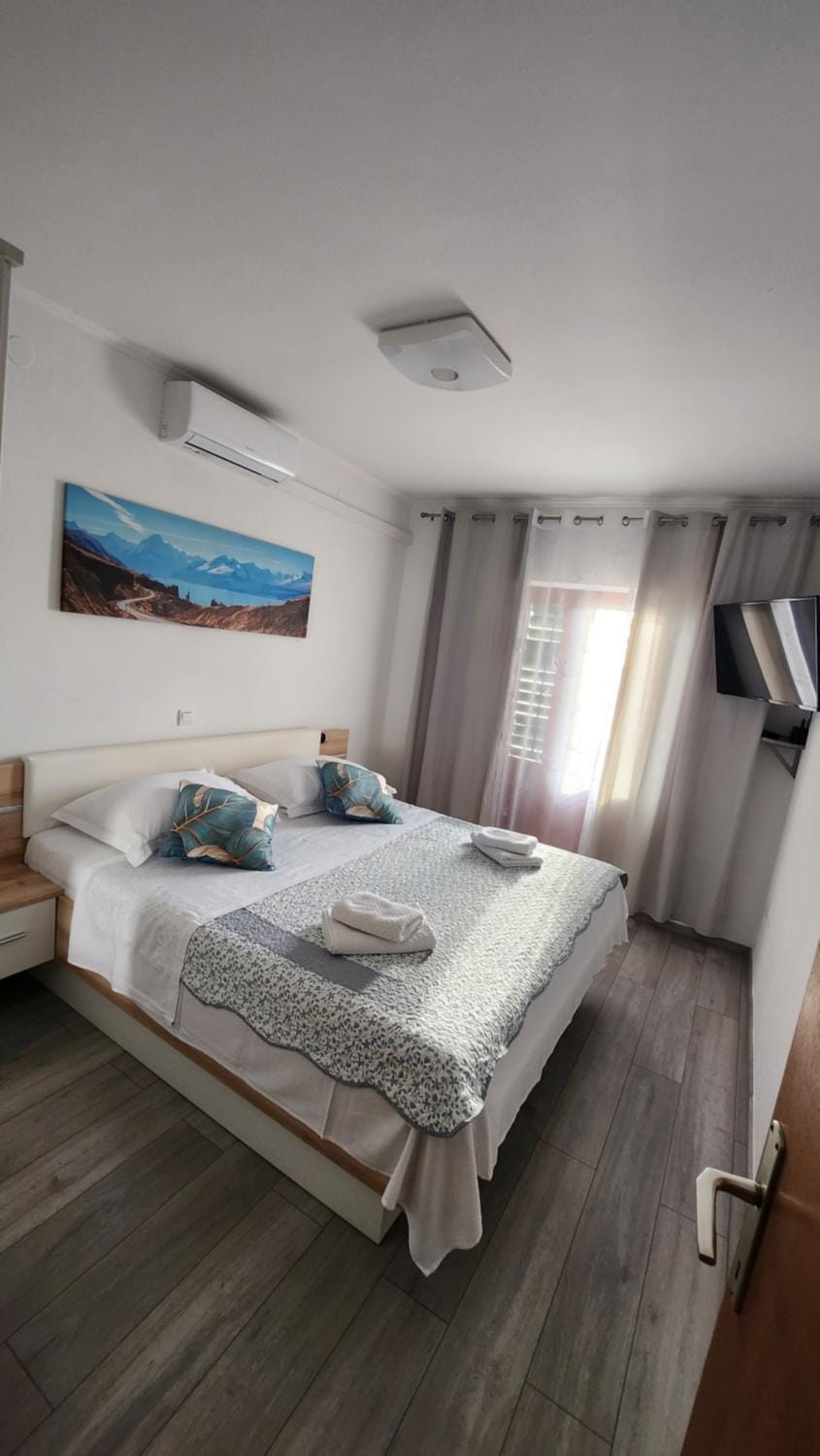 Astoria Promajna Apartment in Split-Dalmatia County