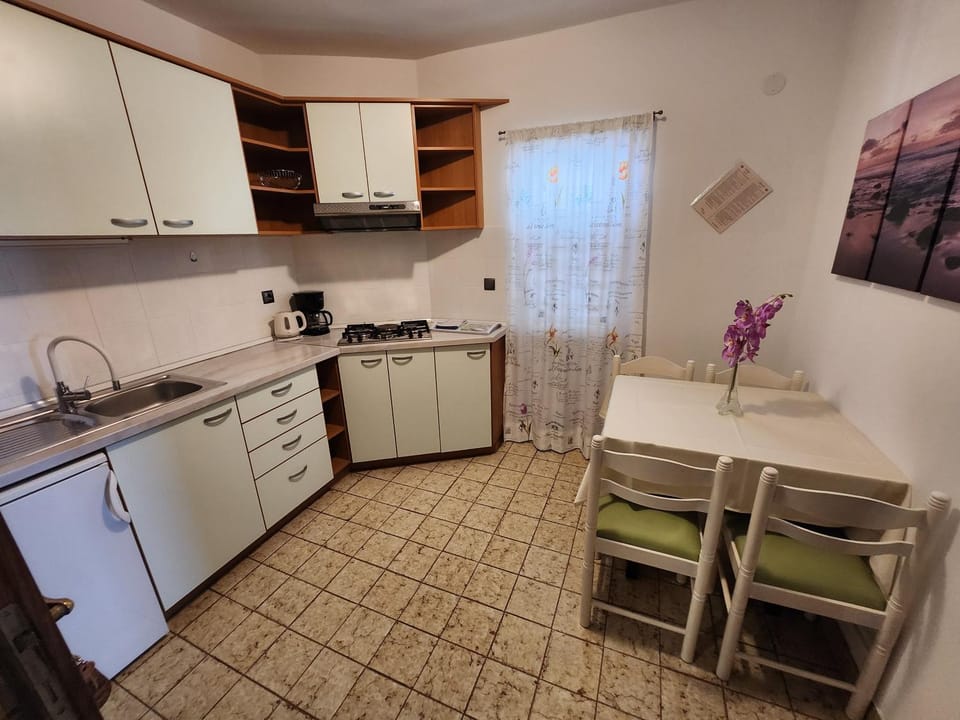 Astoria Promajna Apartment in Split-Dalmatia County