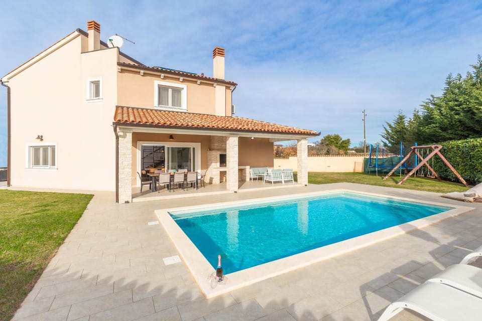 Property building, Patio, Swimming pool