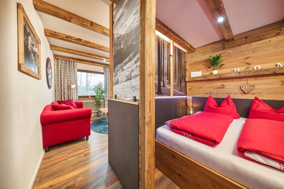 Living room, Photo of the whole room