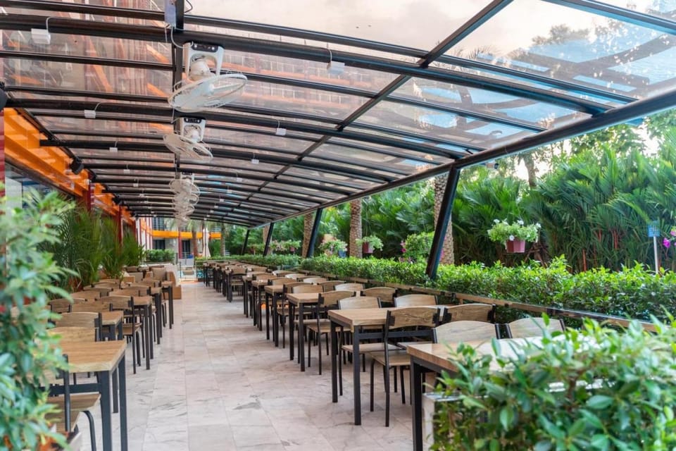 Restaurant/places to eat