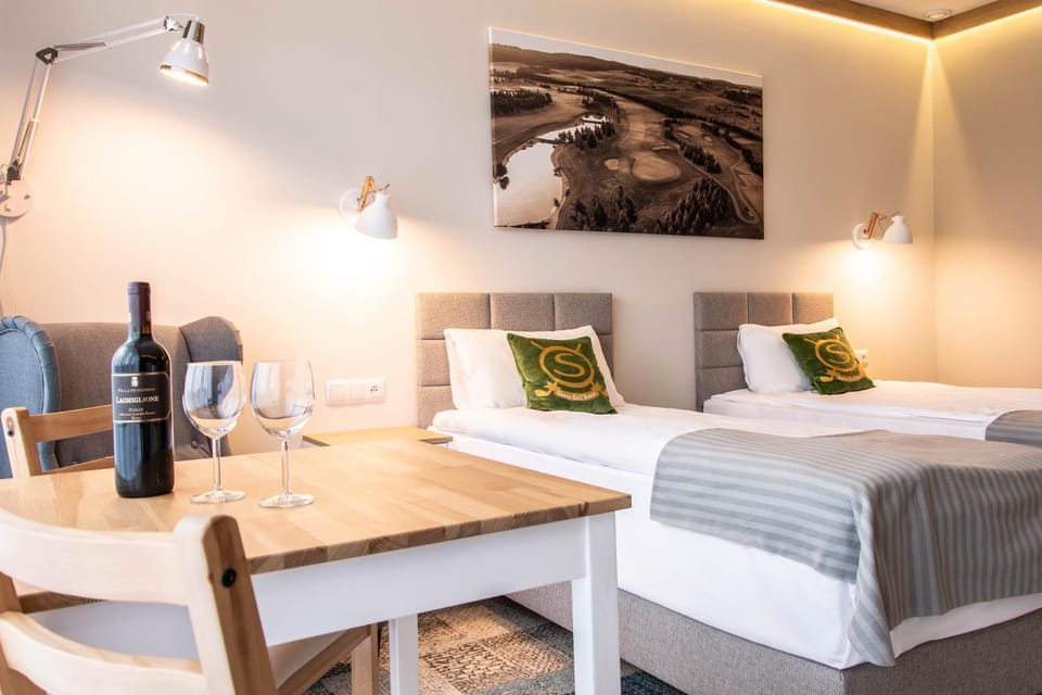 Bed, Garden, Balcony/Terrace, Photo of the whole room, Bedroom, Swimming pool, Continental breakfast, Lunch, Dinner, Drinks