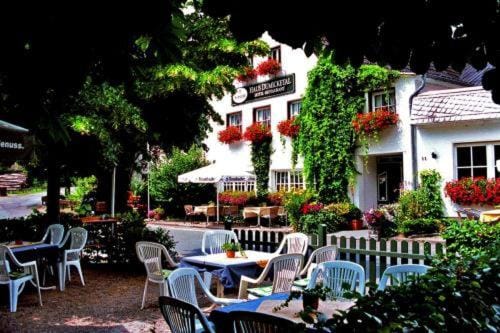 Facade/entrance, Balcony/Terrace