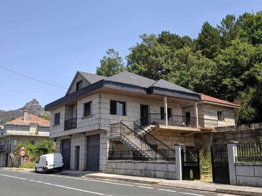 Casa Ourense Guxinde House in Viana do Castelo District, Portugal