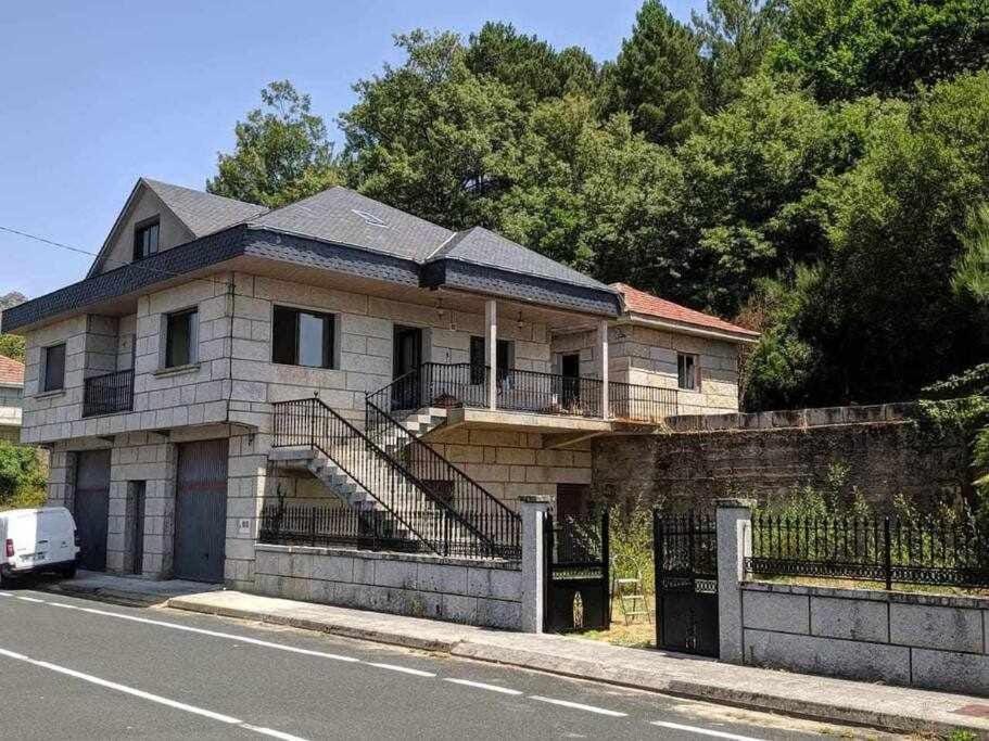 Casa Ourense Guxinde House in Viana do Castelo District, Portugal