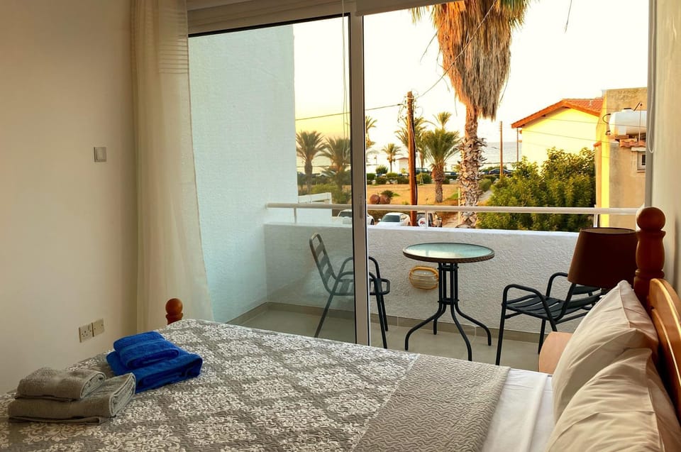 Balcony/Terrace, Bedroom, Sea view