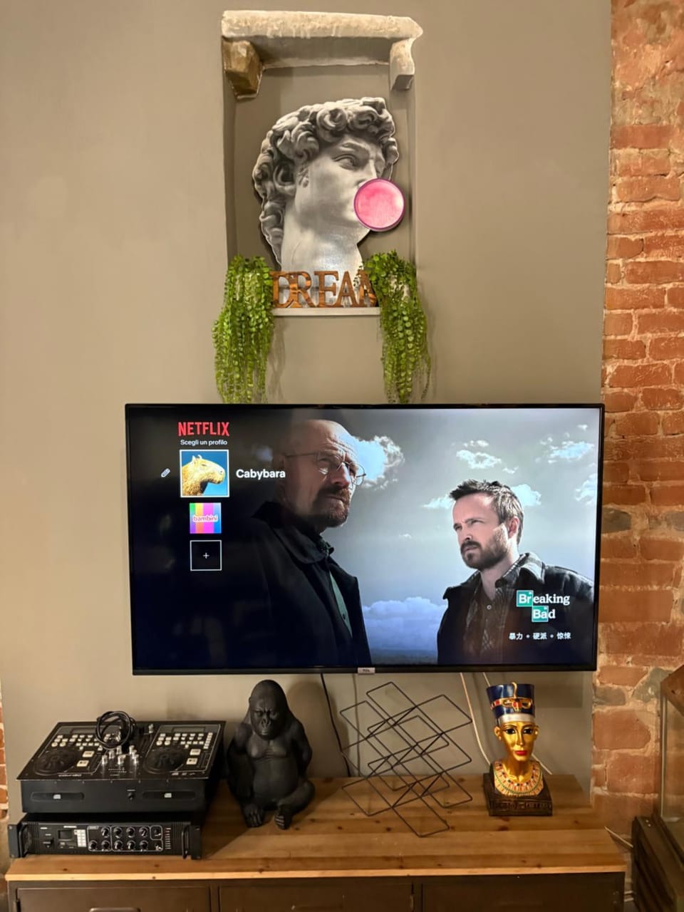 Communal lounge/ TV room, TV and multimedia, Evening entertainment