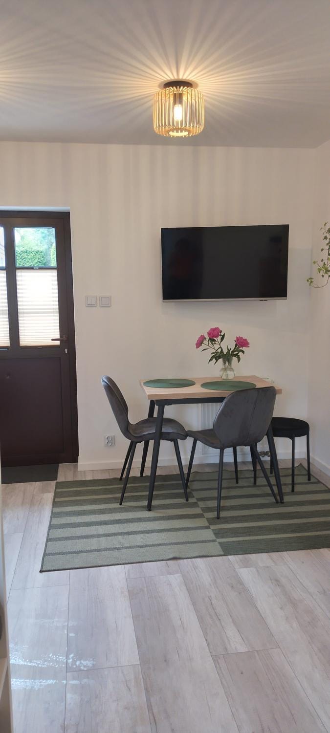 TV and multimedia, Seating area, Dining area, Evening entertainment