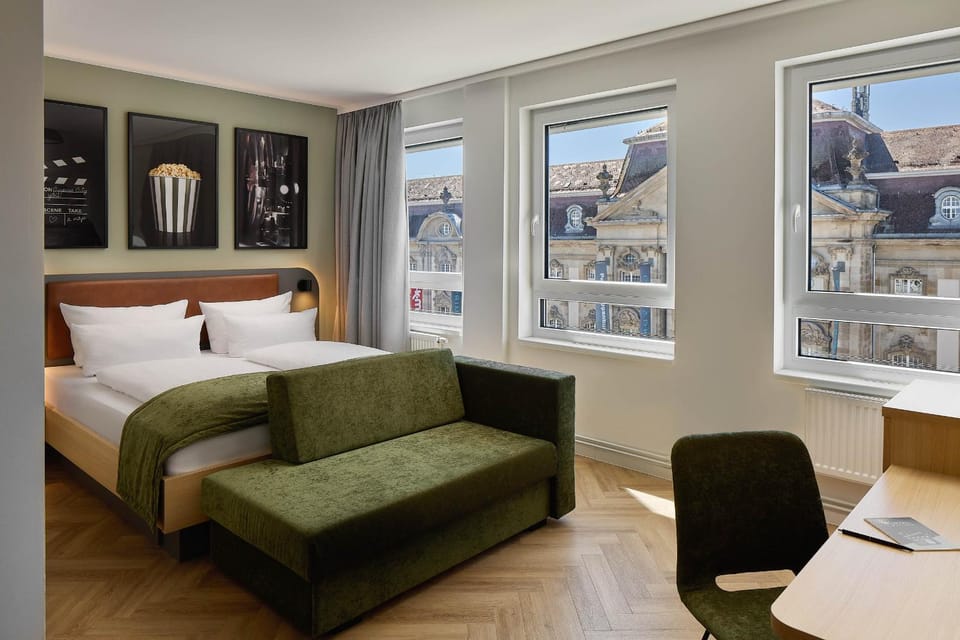 Cinema City Hotel Europaplatz Karlsruhe - Brand New Boutique Hotel 2025 - Hotel in Karlsruhe