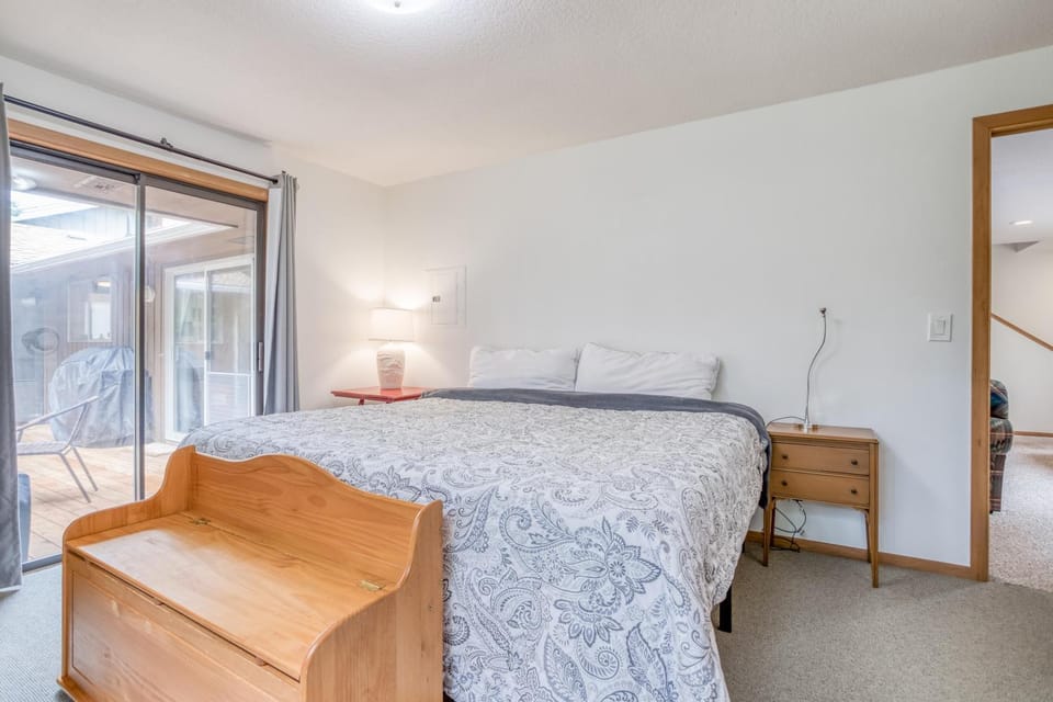 Cabin on the Coast MCA 621 - Meredith Lodging Cabin in Manzanita