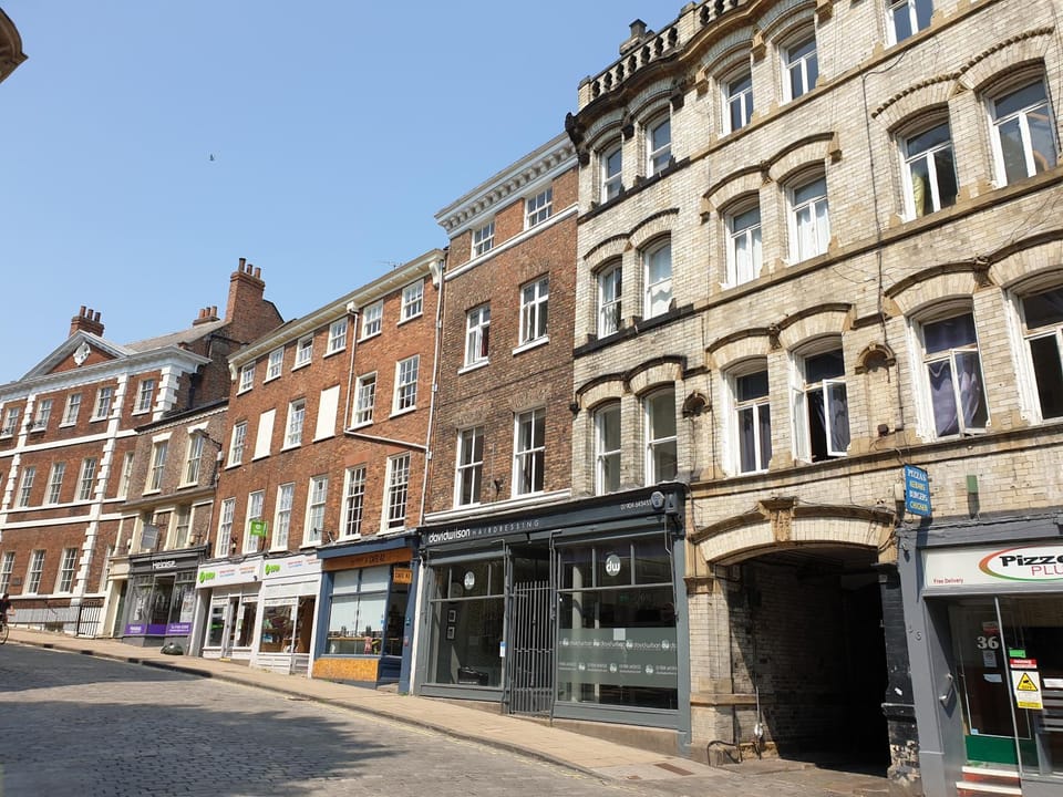 Property building, Facade/entrance, City view, Landmark view, Street view